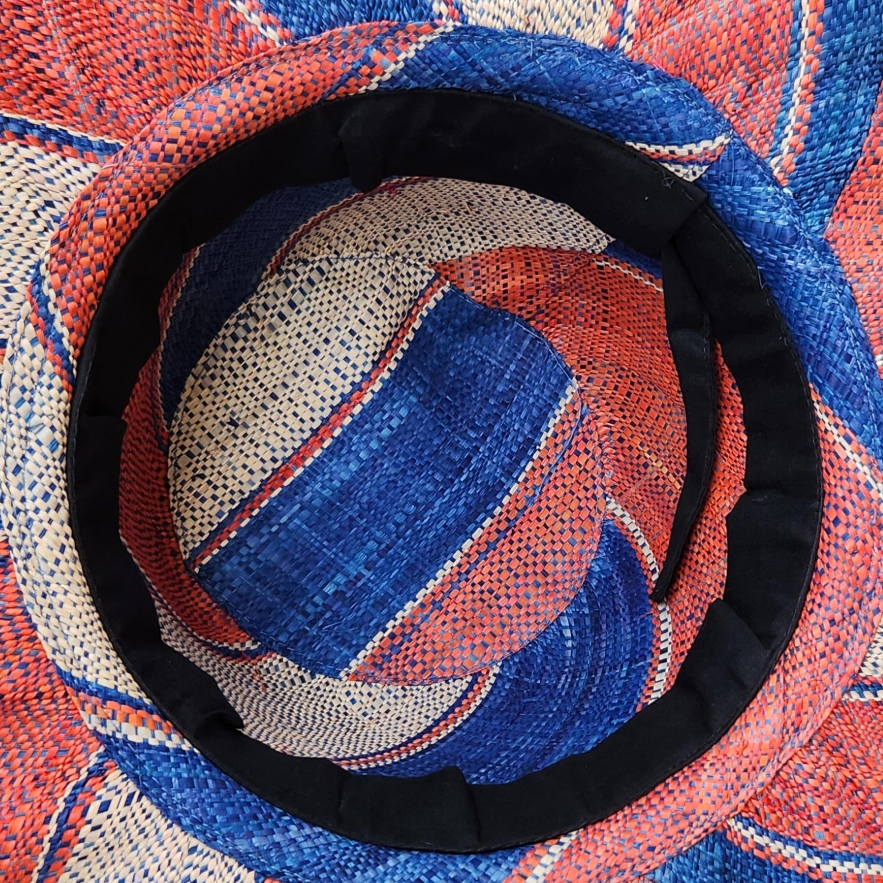 3 of 3: Dingani: Madagsacar Big Brim Raffia Sun Hat (Interior)