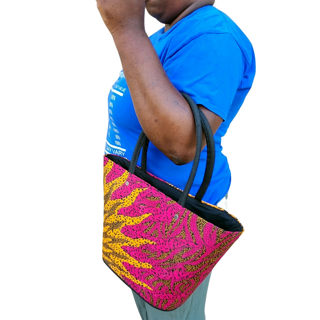 Petagay: Authentic African Malagasy Tote Bag (Lifestyle Photo)