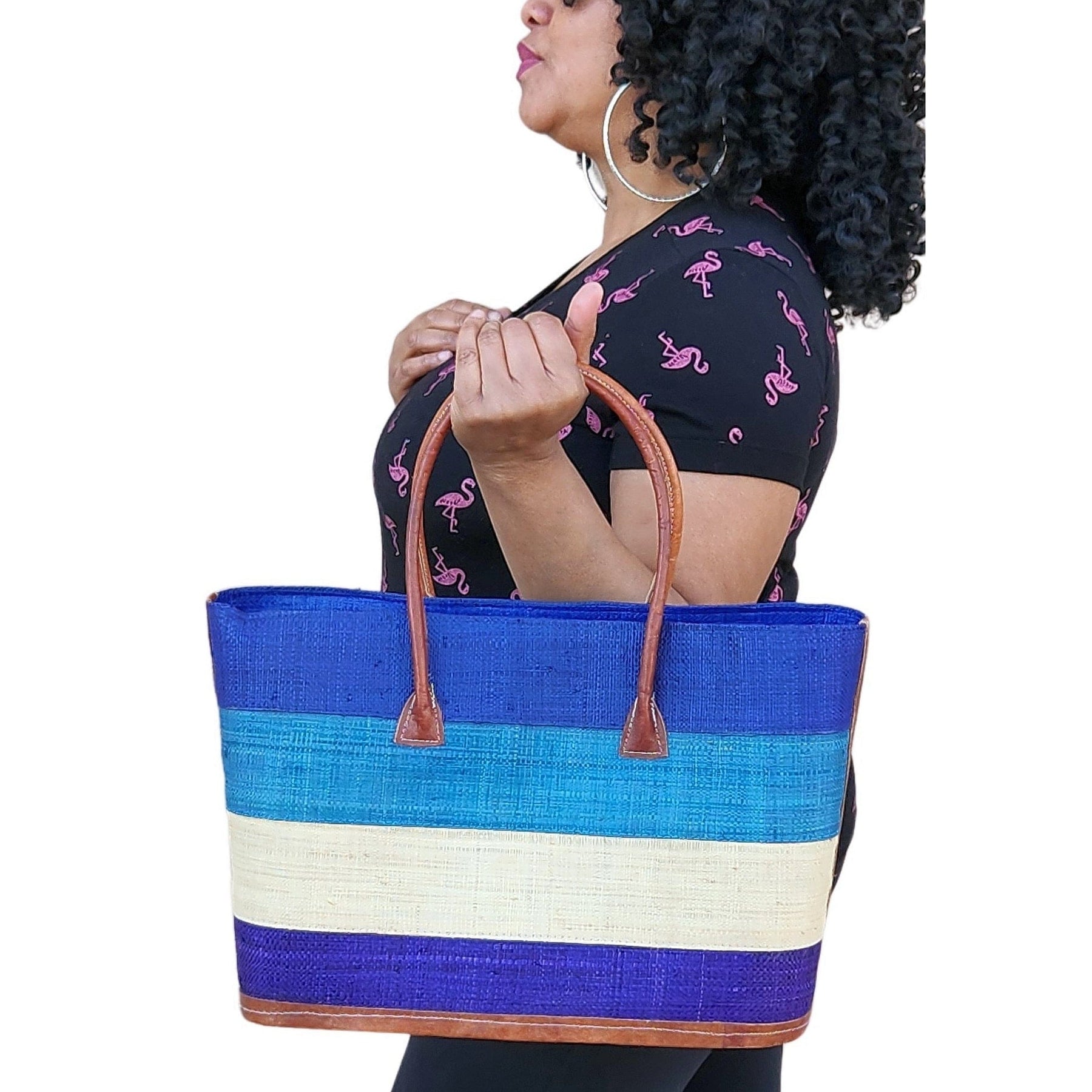 7 of 18: Titi: Hand Woven Madagascar Raffia and Leather Hand Bag Set (Lifestyle 2)