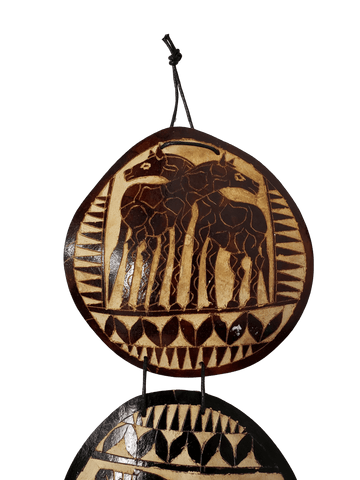 Authentic African Serengeti Gourd Slice Wall Hanging by Boutique Africa (Giraffe)