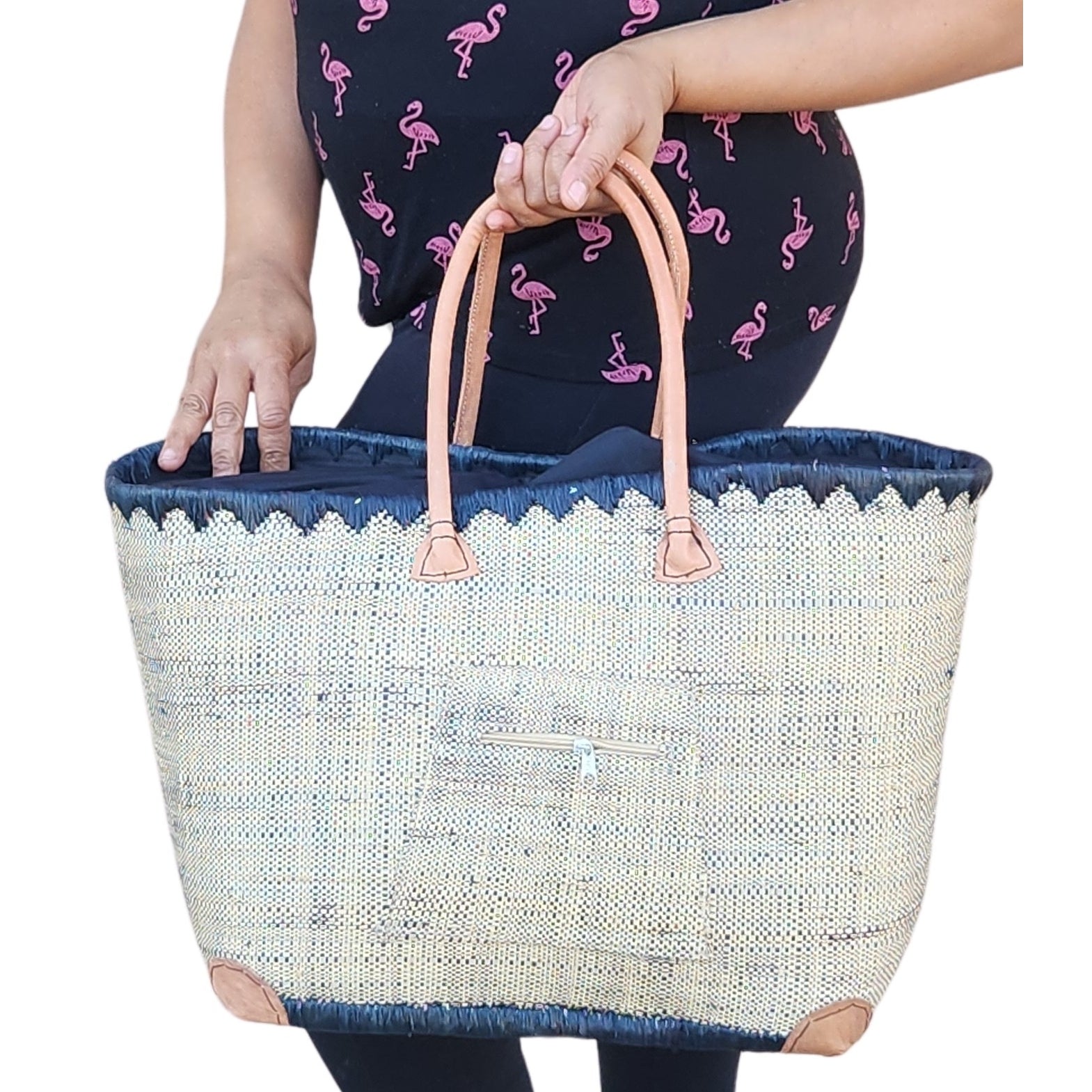 54 of 59: Adjanie: Authentic Madagascar Raffia and Leather Tote Bag (Natural Color, Lifestyle Image 3)