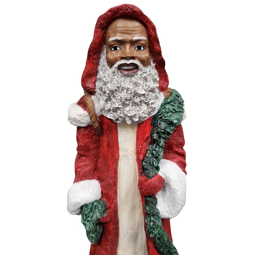 African American Santa Claus with Wreath and Garland Figurine (Detail)