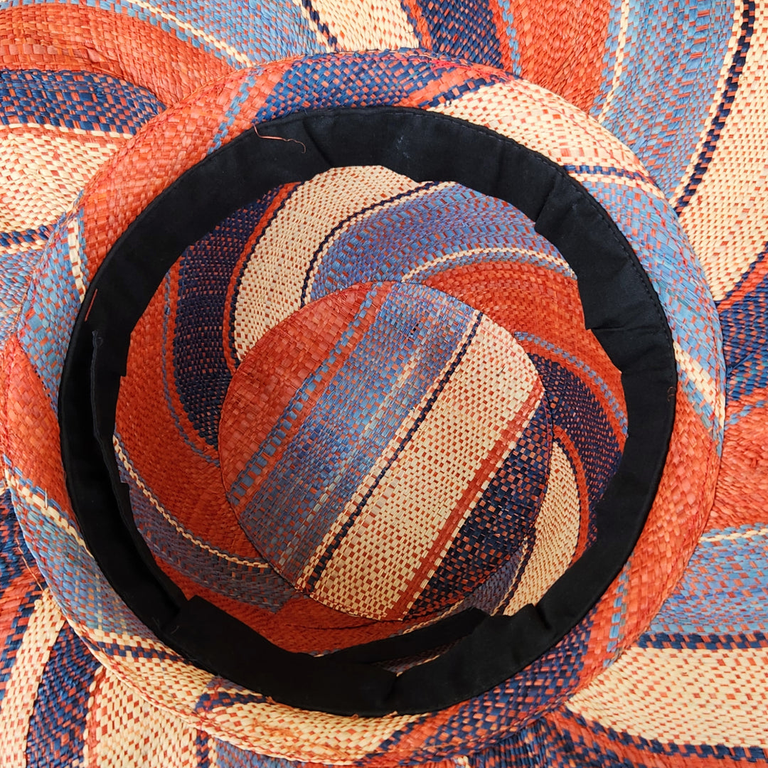 Bhekokwakhe: Madagsacar Big Brim Raffia Sun Hat (Interior)