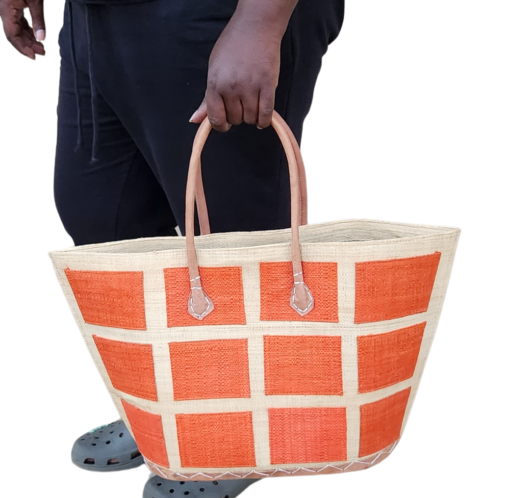 Chevelle: Hand Woven Madagascar Raffia and Leather Tote Bag (Lifestyle 1)